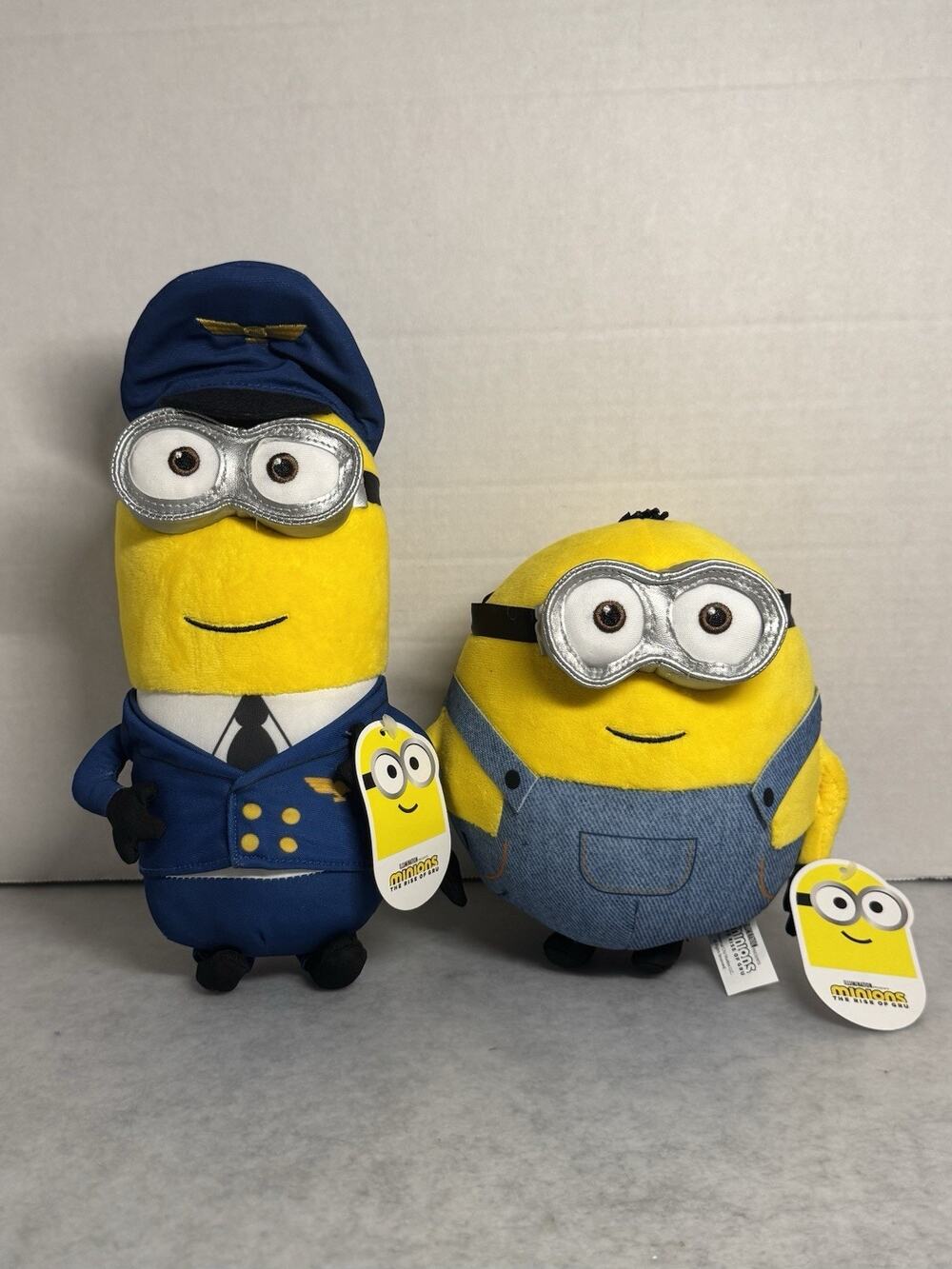 NWT Minions The Rise of Gru Pilot Kevin & Bob Plush Universal Illumination 9"